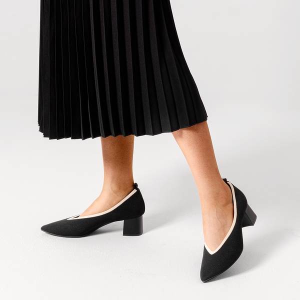 6 Most Comfortable Black Heels For Enchanting Simplicity:-BURUDANI